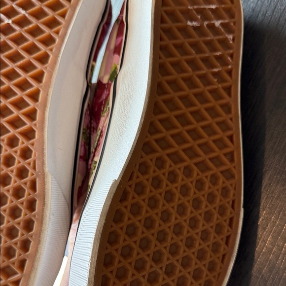 NWOT Vans Women's Floral Slip-On Loafers - Pink and Green Size 6.5 - Picture 5 of 9